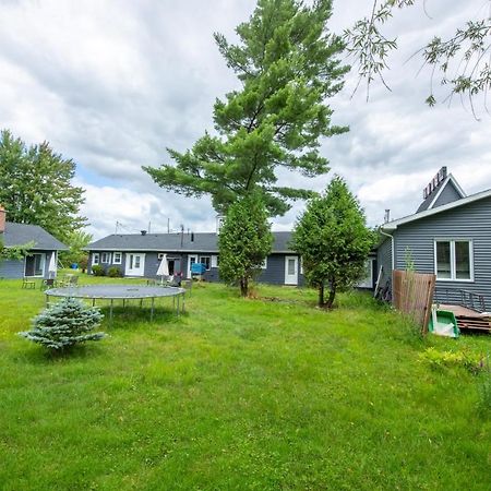 Motel Fleur de Lys Magog Eksteriør billede