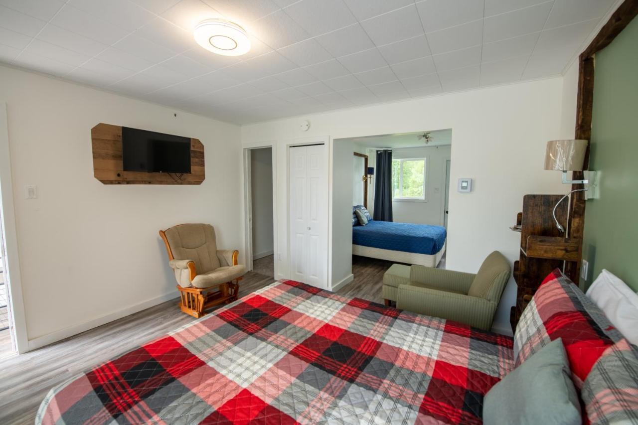 Motel Fleur de Lys Magog Eksteriør billede