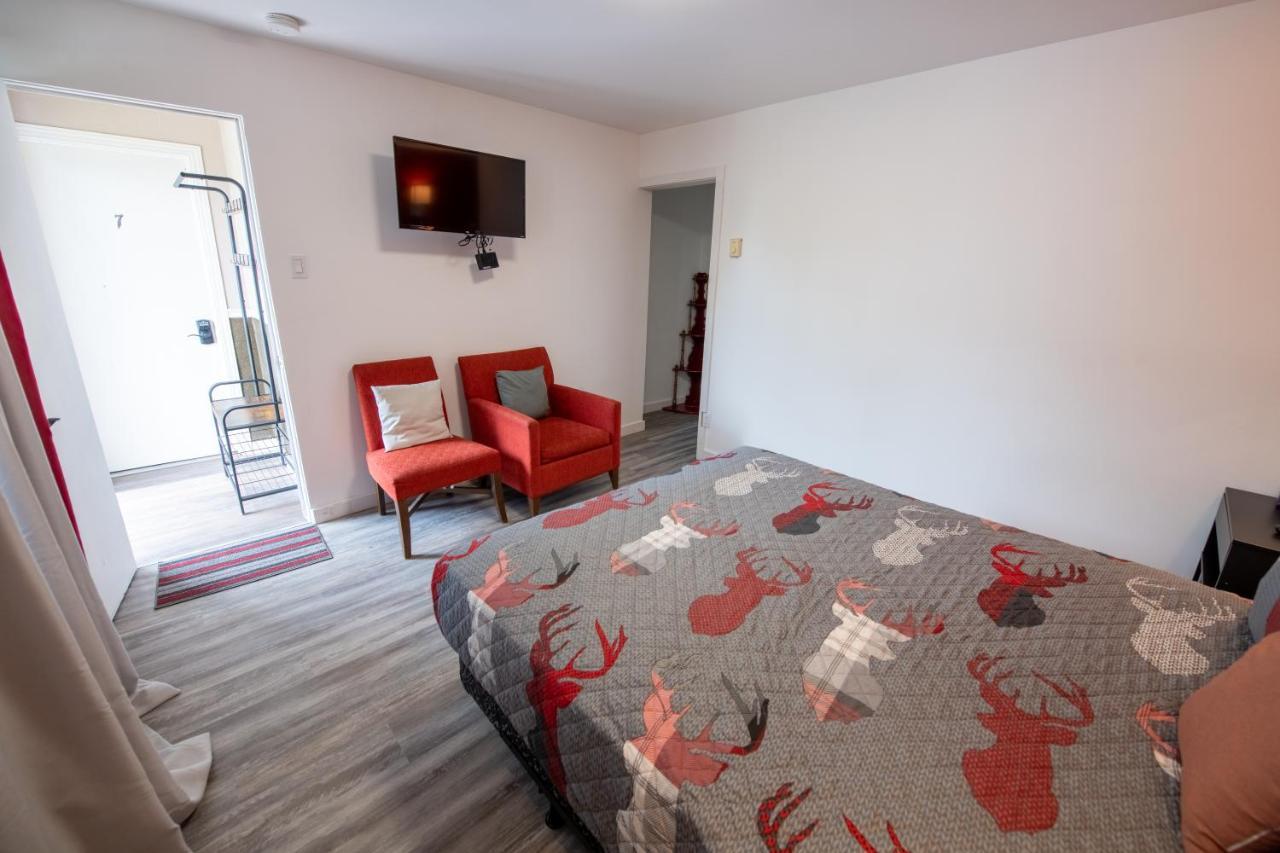 Motel Fleur de Lys Magog Eksteriør billede