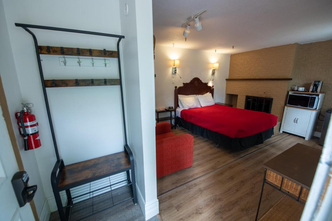 Motel Fleur de Lys Magog Eksteriør billede